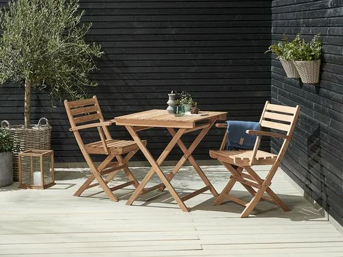 JUTLANDIA VESTERHAVET L70 Bord Teak + 2 VESTERHAVET Klappstol Teak 3 JUTLANDIA VESTERHAVET L70 Bord Teak + 2 VESTERHAVET Klappstol Teak