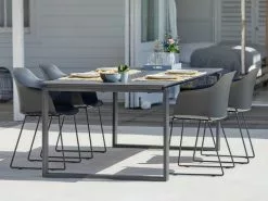 JUTLANDIA KOPERVIK L215 Bord Grå + 4 SANDVED Stol Svart