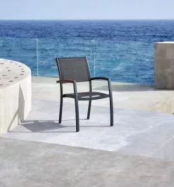 JUTLANDIA Stapelstol MADERNE Grå -butiken JUTLANDIA 178303