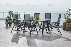 JUTLANDIA FAUSING L220 Bord Natur + 4 BREDSTEN Stol Svart -butiken JUTLANDIA 178531