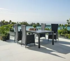 JUTLANDIA HAGEN L214 Bord Grå + 4 SKIVE Stol Svart -butiken JUTLANDIA 178551