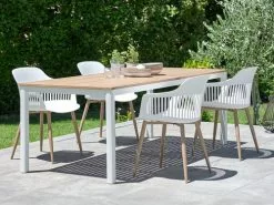 JUTLANDIA RAMTEN L206 Bord Hårdträ + 4 RAVNEBAKKE Stol Vit