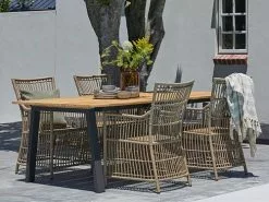 BARSMARK L210 Bord Teak + 4 FJELLERUP Stol Natur