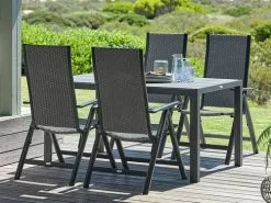 JUTLANDIA PINDSTRUP L150 Bord Grå + 4 UGLEV Stol Grå