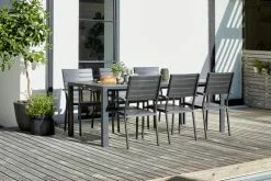 JUTLANDIA MADERUP L205 Bord Svart + 4 PADHOLM Stapelstol Svart -butiken JUTLANDIA 201766